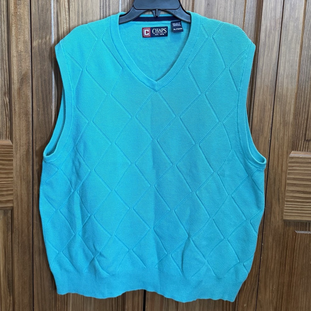 Chaps Men's XL Sweater Vest Aqua Blue Diamond Knit Pullover Sleeveless Classic